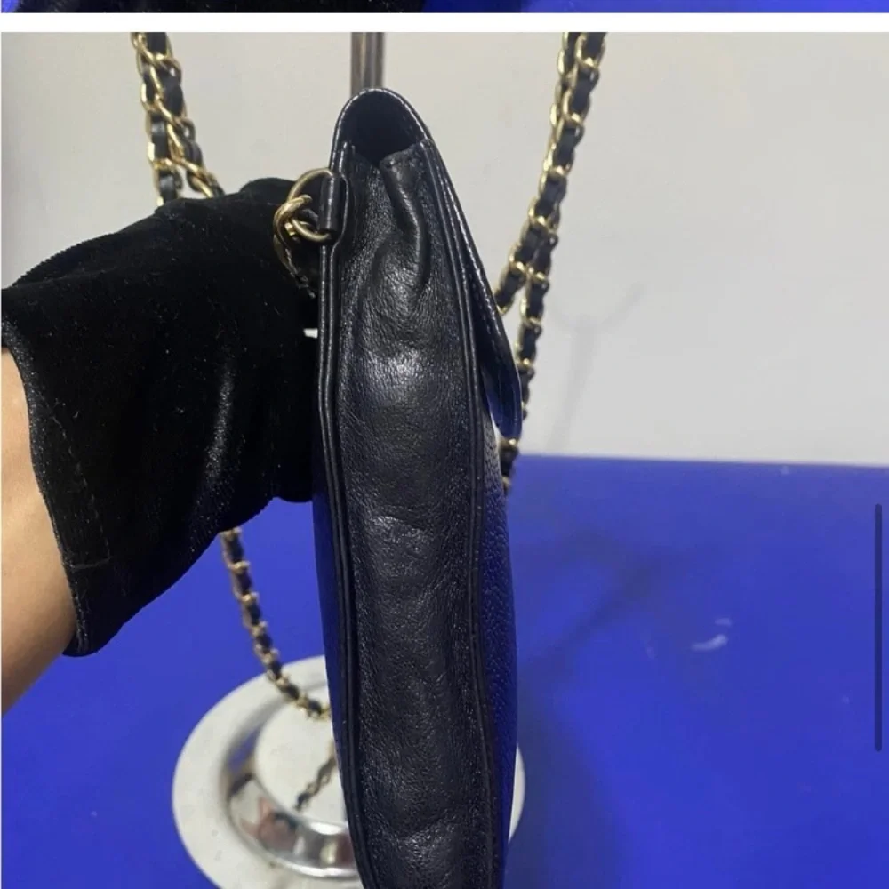 CHANEL 1995 Stitch Case Caviar PM Pochette